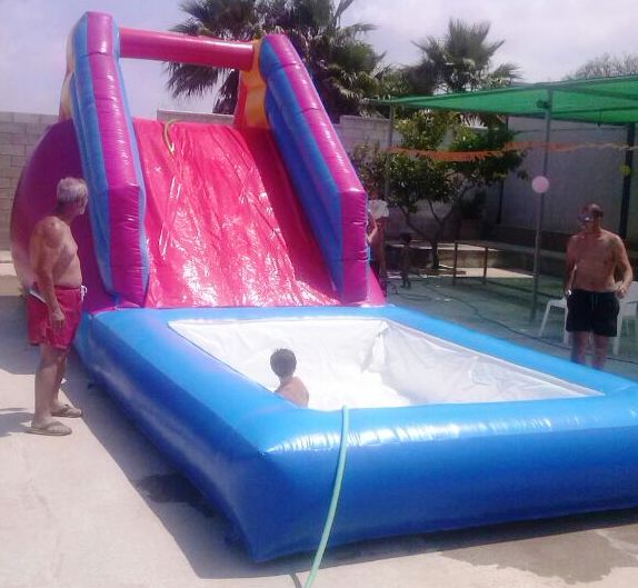 HINCHABLES ACUATICOS CON TOBOGAN Y PISCINA INCORPORADA