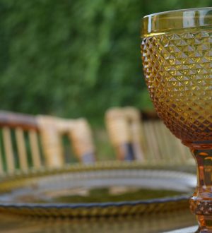 BAJOPLATOS_ENEA_DORADOS-CRISTAL_FUNDA_CUBIERTOS_WW.ALQUILANDIASEVILLA.COM